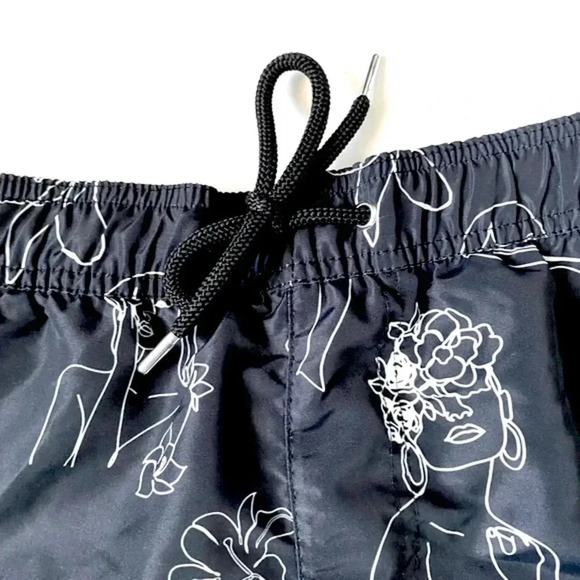 Forever 21 Swim Men’s Drawstring Trunks Size XL Black and White Graphic Design - Picture 7 of 11
